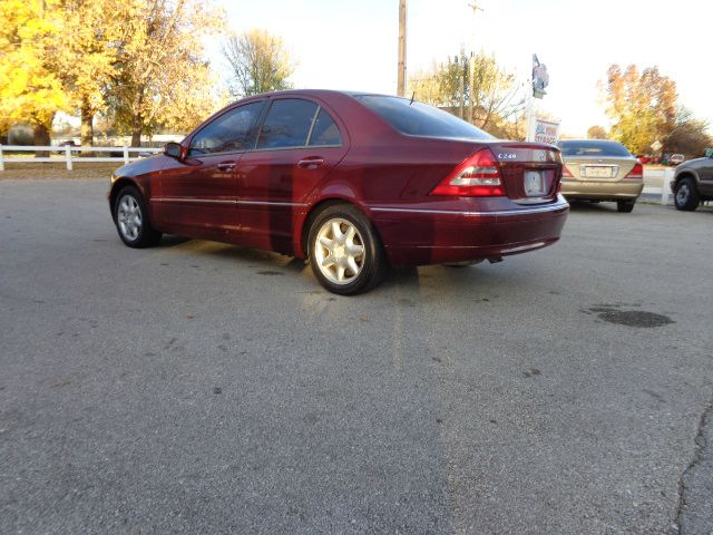 2001 Mercedes-Benz C-Class 3.2 TL - Extra Sharp