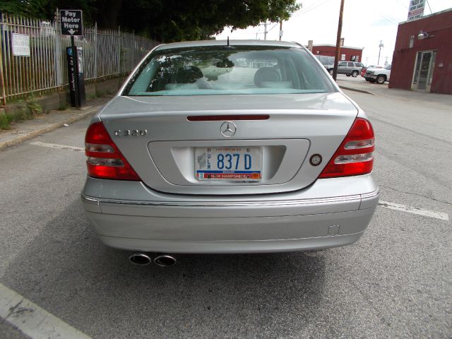 2001 Mercedes-Benz C-Class Series 4