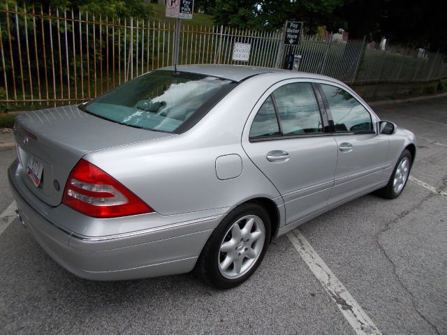 2001 Mercedes-Benz C-Class Series 4