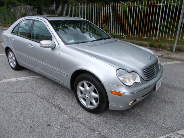 2001 Mercedes-Benz C-Class Series 4