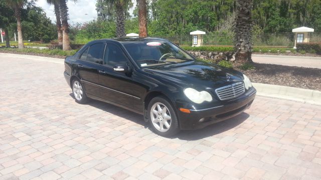 2001 Mercedes-Benz C-Class 3.2 TL - Extra Sharp