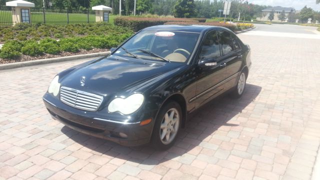 2001 Mercedes-Benz C-Class 3.2 TL - Extra Sharp