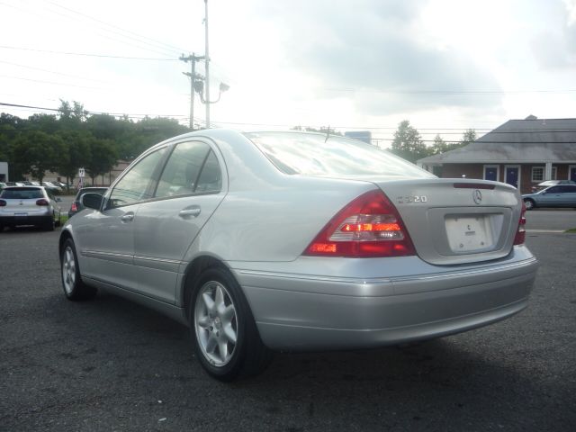 2001 Mercedes-Benz C-Class Series 4