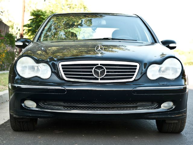 2001 Mercedes-Benz C-Class Series 4