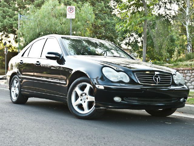 2001 Mercedes-Benz C-Class Series 4