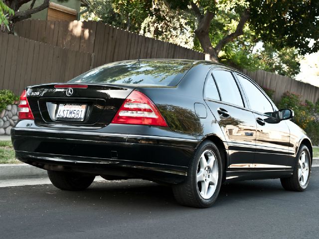 2001 Mercedes-Benz C-Class Series 4