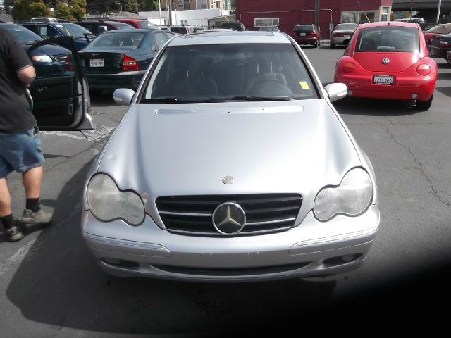 2001 Mercedes-Benz C-Class Series 4