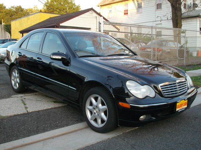 2001 Mercedes-Benz C-Class 3.2 TL - Extra Sharp