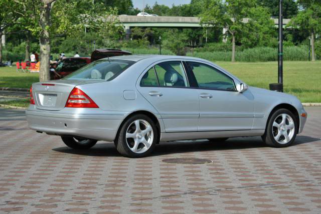 2001 Mercedes-Benz C-Class 3.2 TL - Extra Sharp