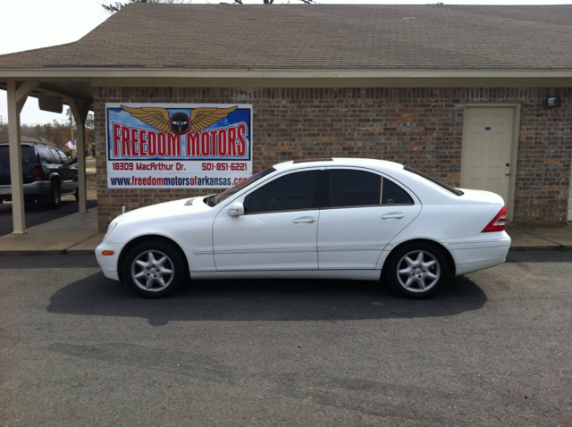 2001 Mercedes-Benz C-Class 3.2 TL - Extra Sharp