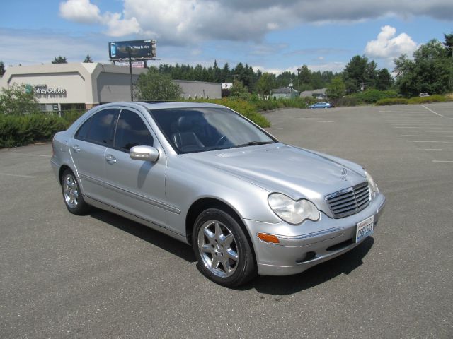 2001 Mercedes-Benz C-Class Series 4