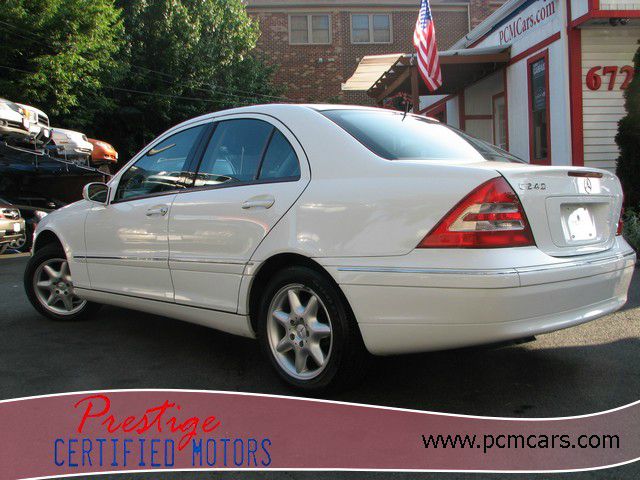 2001 Mercedes-Benz C-Class 3.2 TL - Extra Sharp