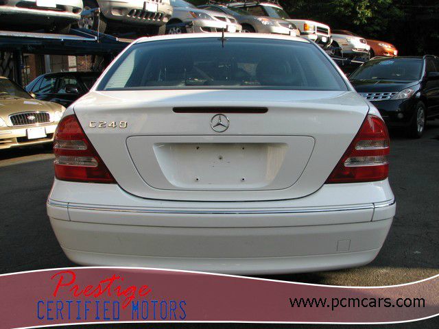 2001 Mercedes-Benz C-Class 3.2 TL - Extra Sharp