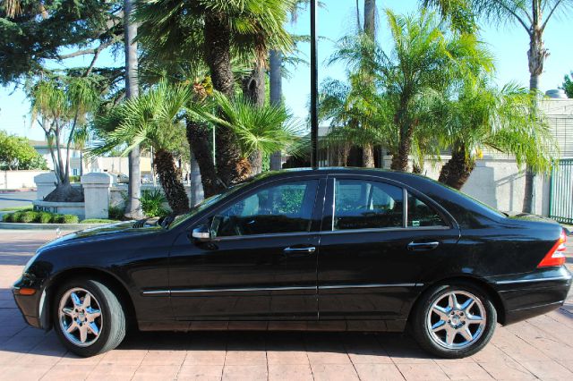 2002 Mercedes-Benz C-Class E-350 Super Duty 158 WB DRW