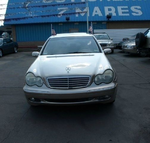 2002 Mercedes-Benz C-Class Unknown