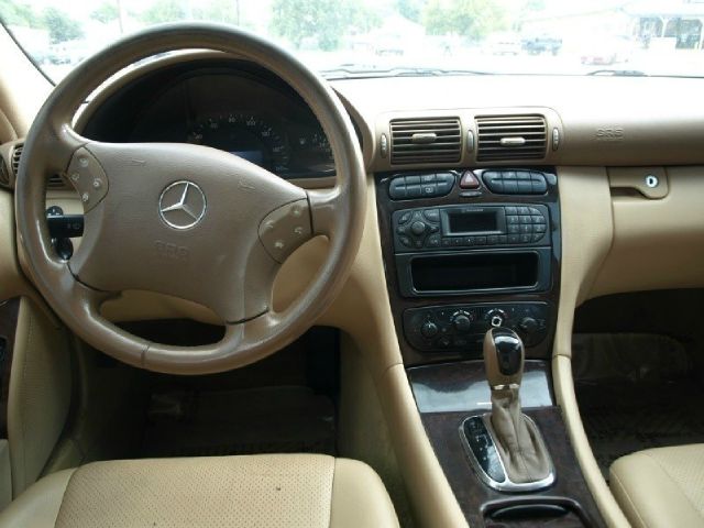 2002 Mercedes-Benz C-Class Unknown