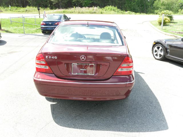 2002 Mercedes-Benz C-Class E-350 Super Duty 158 WB DRW