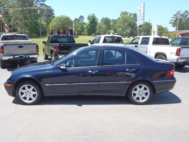 2002 Mercedes-Benz C-Class E-350 Super Duty 158 WB DRW