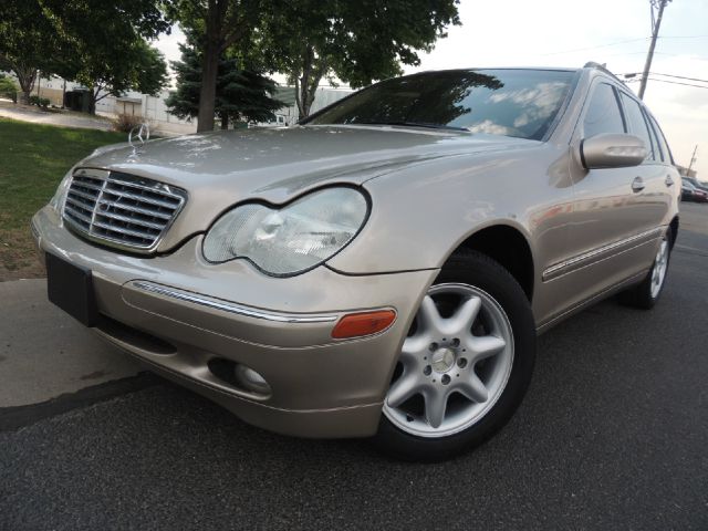 2002 Mercedes-Benz C-Class Series 4