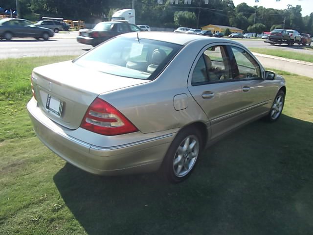 2002 Mercedes-Benz C-Class E-350 Super Duty 158 WB DRW