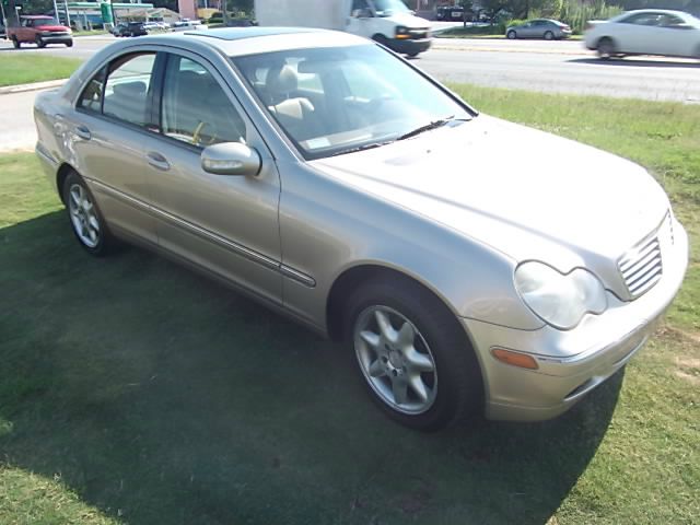 2002 Mercedes-Benz C-Class E-350 Super Duty 158 WB DRW