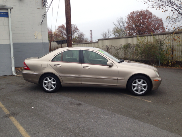 2002 Mercedes-Benz C-Class Unknown