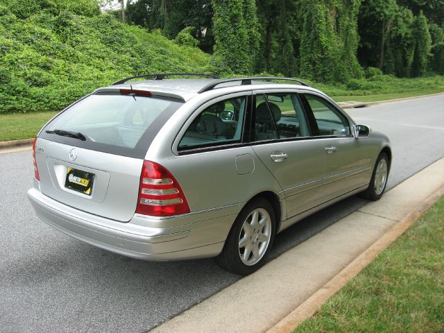 2003 Mercedes-Benz C-Class Series 4