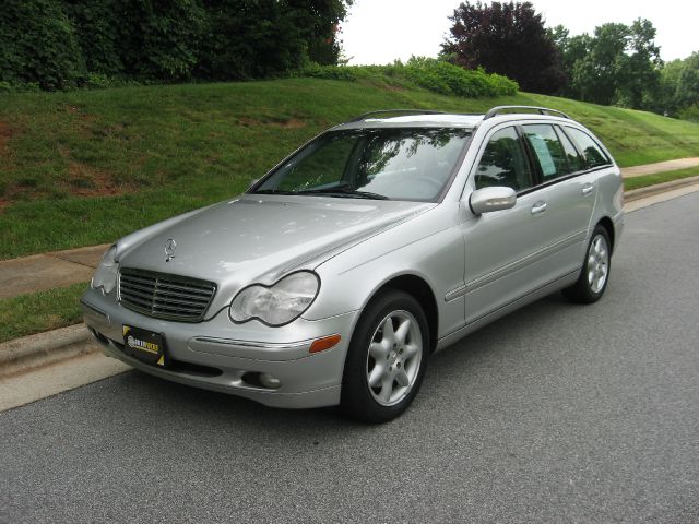 2003 Mercedes-Benz C-Class Series 4