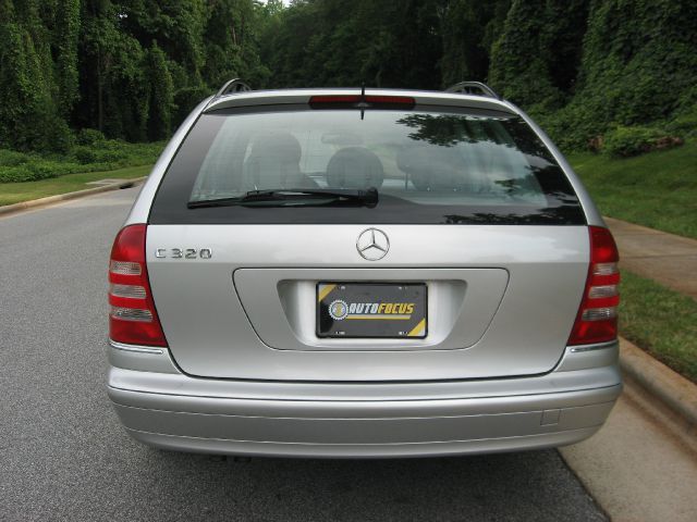 2003 Mercedes-Benz C-Class Series 4