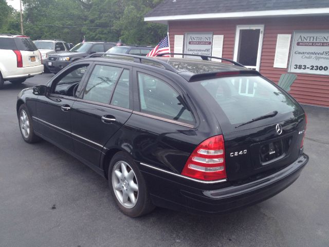 2003 Mercedes-Benz C-Class 3.2 TL - Extra Sharp