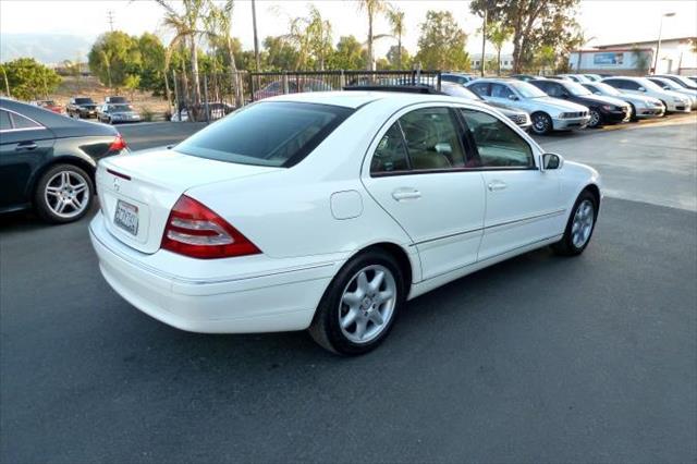 2003 Mercedes-Benz C-Class Unknown