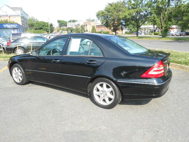 2003 Mercedes-Benz C-Class E-350 Super Duty 158 WB DRW