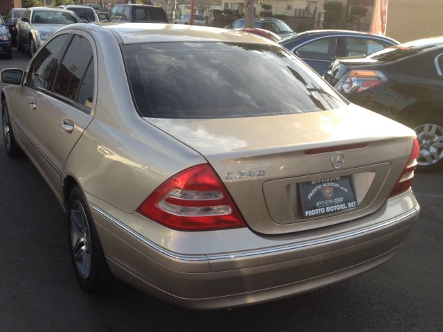 2003 Mercedes-Benz C-Class E-350 Super Duty 158 WB DRW