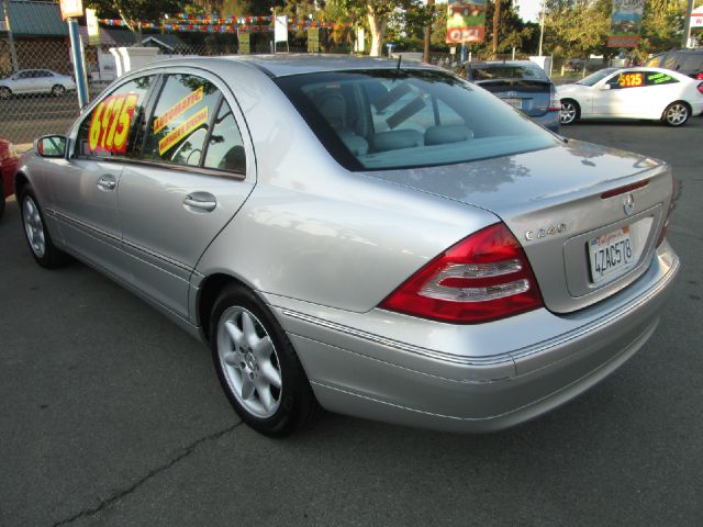 2003 Mercedes-Benz C-Class E-350 Super Duty 158 WB DRW