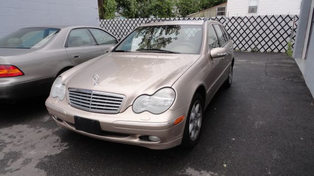 2003 Mercedes-Benz C-Class Series 4