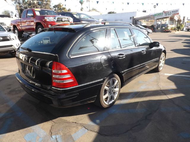 2003 Mercedes-Benz C-Class Series 4