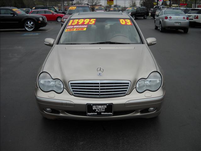 2003 Mercedes-Benz C-Class 3.2 TL - Extra Sharp