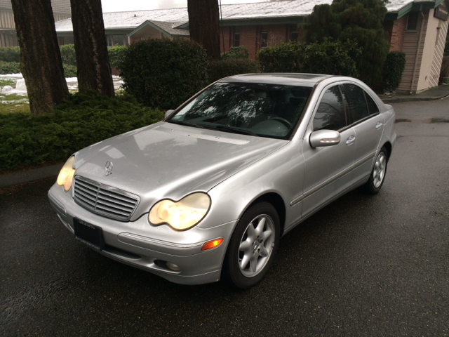 2004 Mercedes-Benz C-Class E-350 Super Duty 158 WB DRW