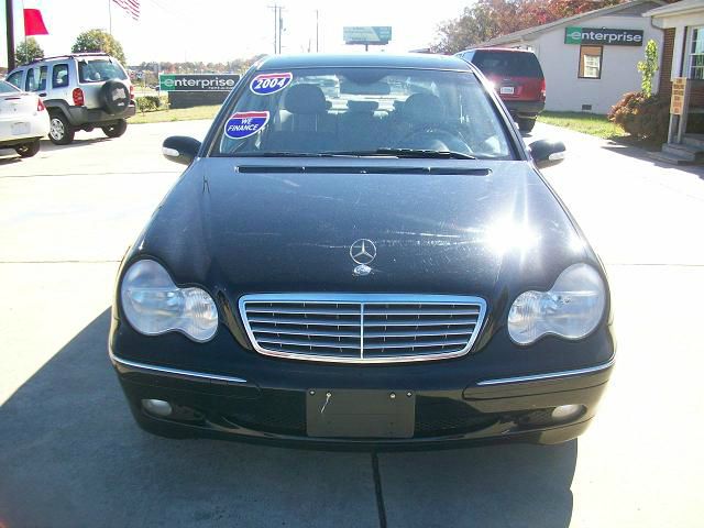 2004 Mercedes-Benz C-Class E-350 Super Duty 158 WB DRW