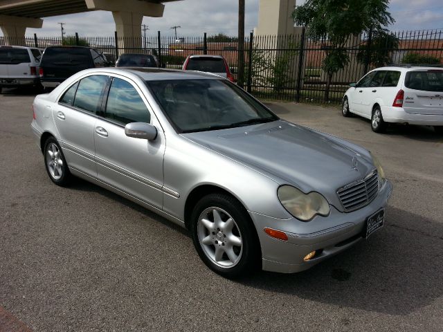 2004 Mercedes-Benz C-Class 328 IC