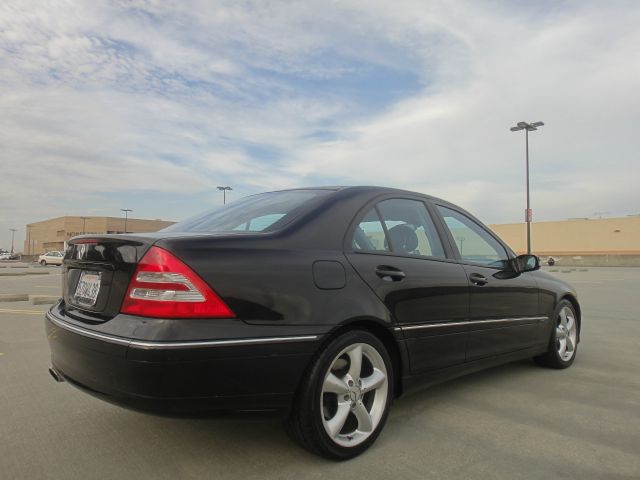 2004 Mercedes-Benz C-Class 328 IC