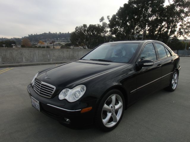 2004 Mercedes-Benz C-Class 328 IC