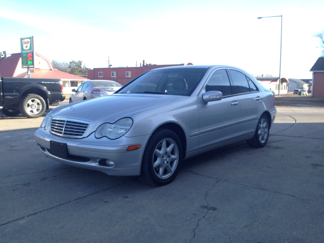 2004 Mercedes-Benz C-Class 4dr 2WD LT SUV