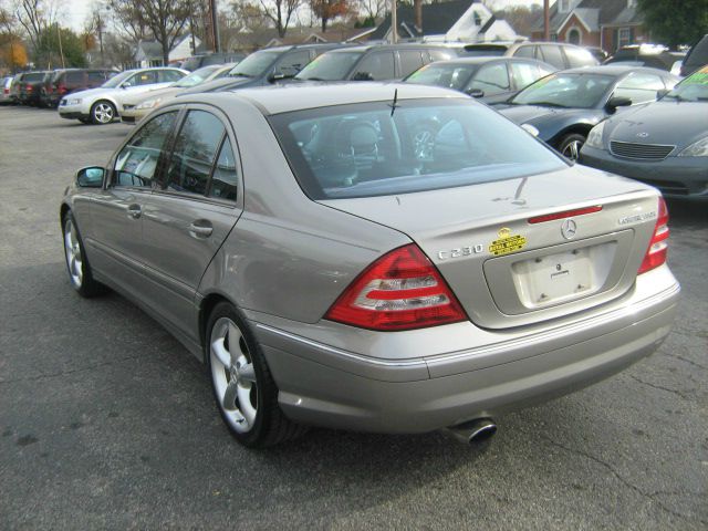 2005 Mercedes-Benz C-Class 5DR 4WD CREW CA