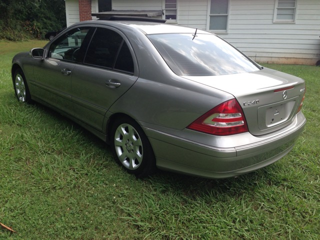 2005 Mercedes-Benz C-Class LTZ Sport Utility Pickup 4D 5 1/4 Ft