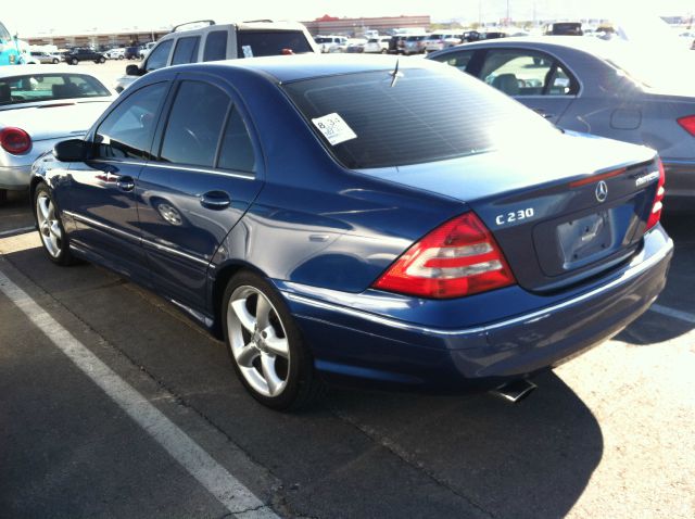 2005 Mercedes-Benz C-Class 5DR 4WD CREW CA