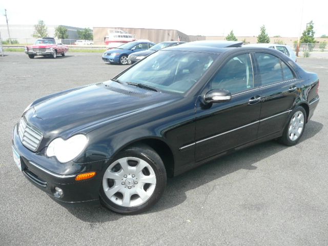 2005 Mercedes-Benz C-Class LTZ Sport Utility Pickup 4D 5 1/4 Ft