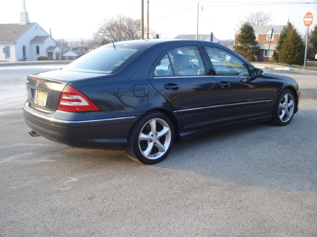 2005 Mercedes-Benz C-Class 5DR 4WD CREW CA