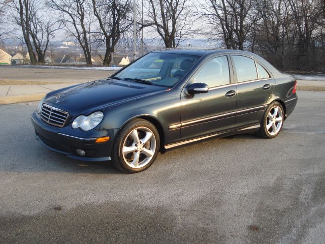 2005 Mercedes-Benz C-Class 5DR 4WD CREW CA