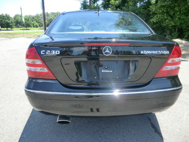 2005 Mercedes-Benz C-Class 5DR 4WD CREW CA